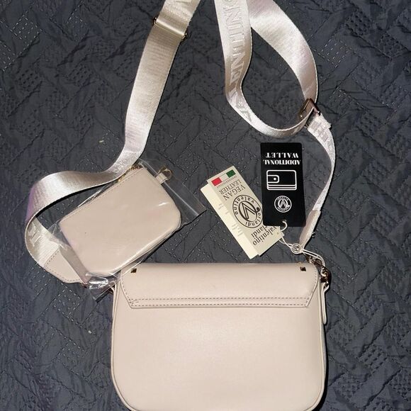 Valentino Women\'s Cream and Silver Bag